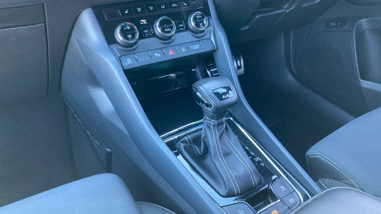 Skoda Karoq 1.5 TSI Sport Line 4x4 5dr DSG Petrol Estate